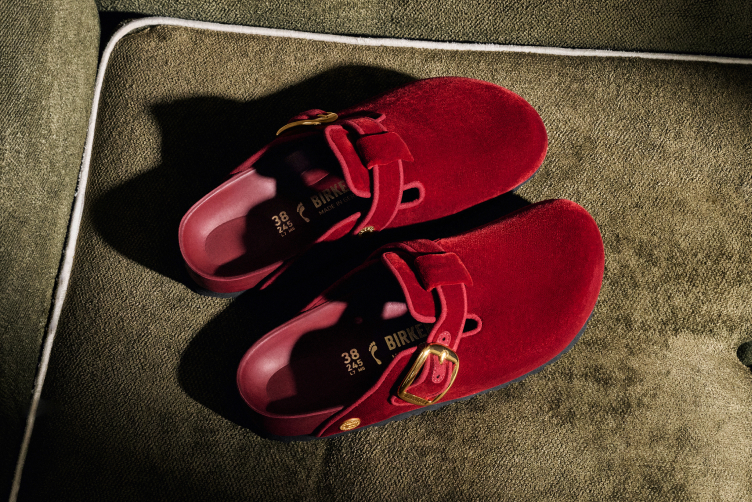 Boston Big Buckle mars red