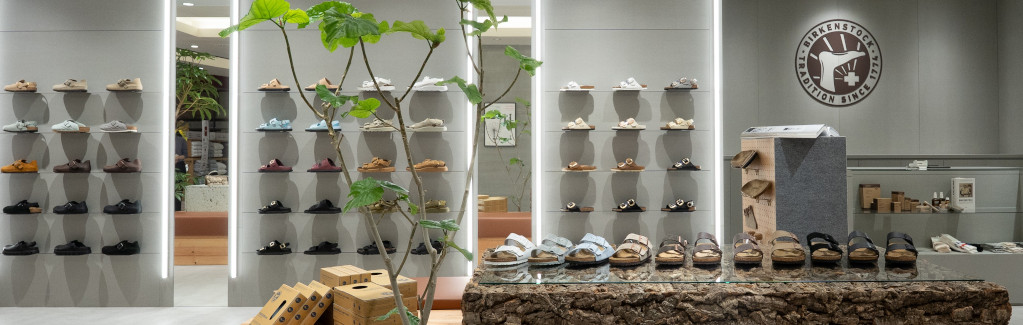 BIRKENSTOCKアミュプラザ博多