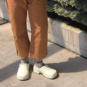 Clogs