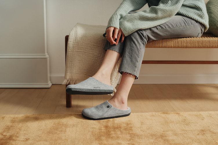 送料無料】 ビルケンシュトック メンズ サンダル シューズ Birkenstock にくい Naples Mule Antique White  Corduroy