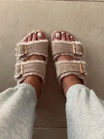 Nude 2024 shearling birkenstock