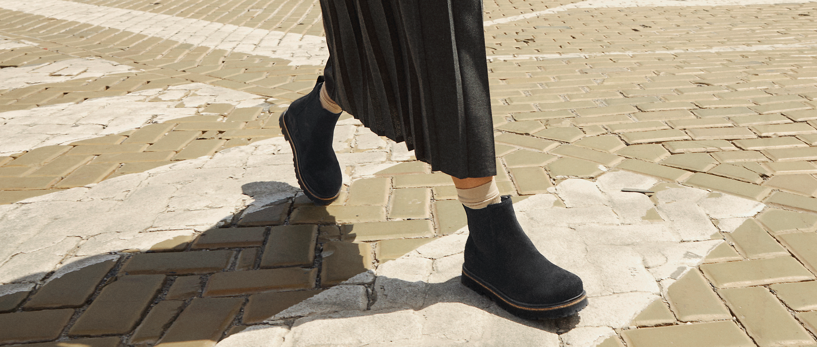 Highwood Slip On Black