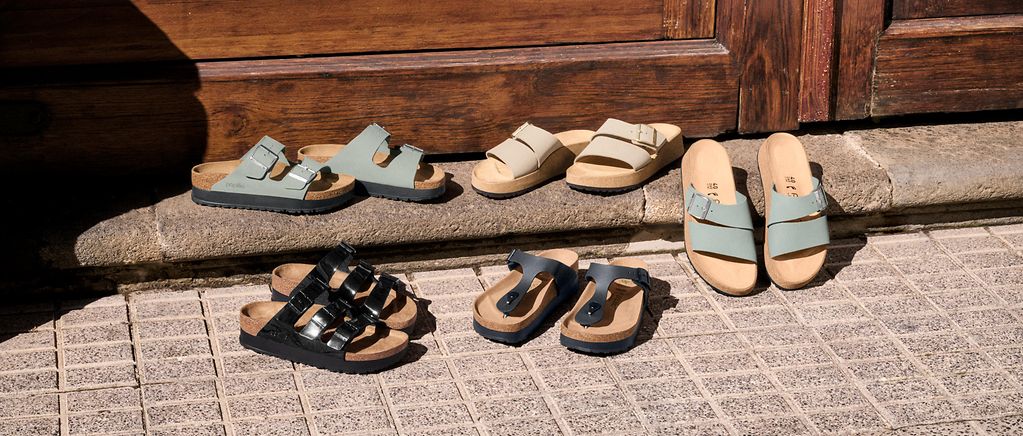 Fünf Paar BIRKENSTOCK Plateausandalen aus der Frühjahr/Sommer-Kollektion 2025