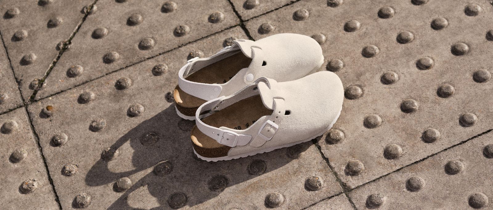 Tokio Antique White